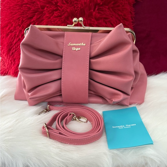 Samantha Thavasa Pink Clutch with Bow Detail - Picture 1 of 6